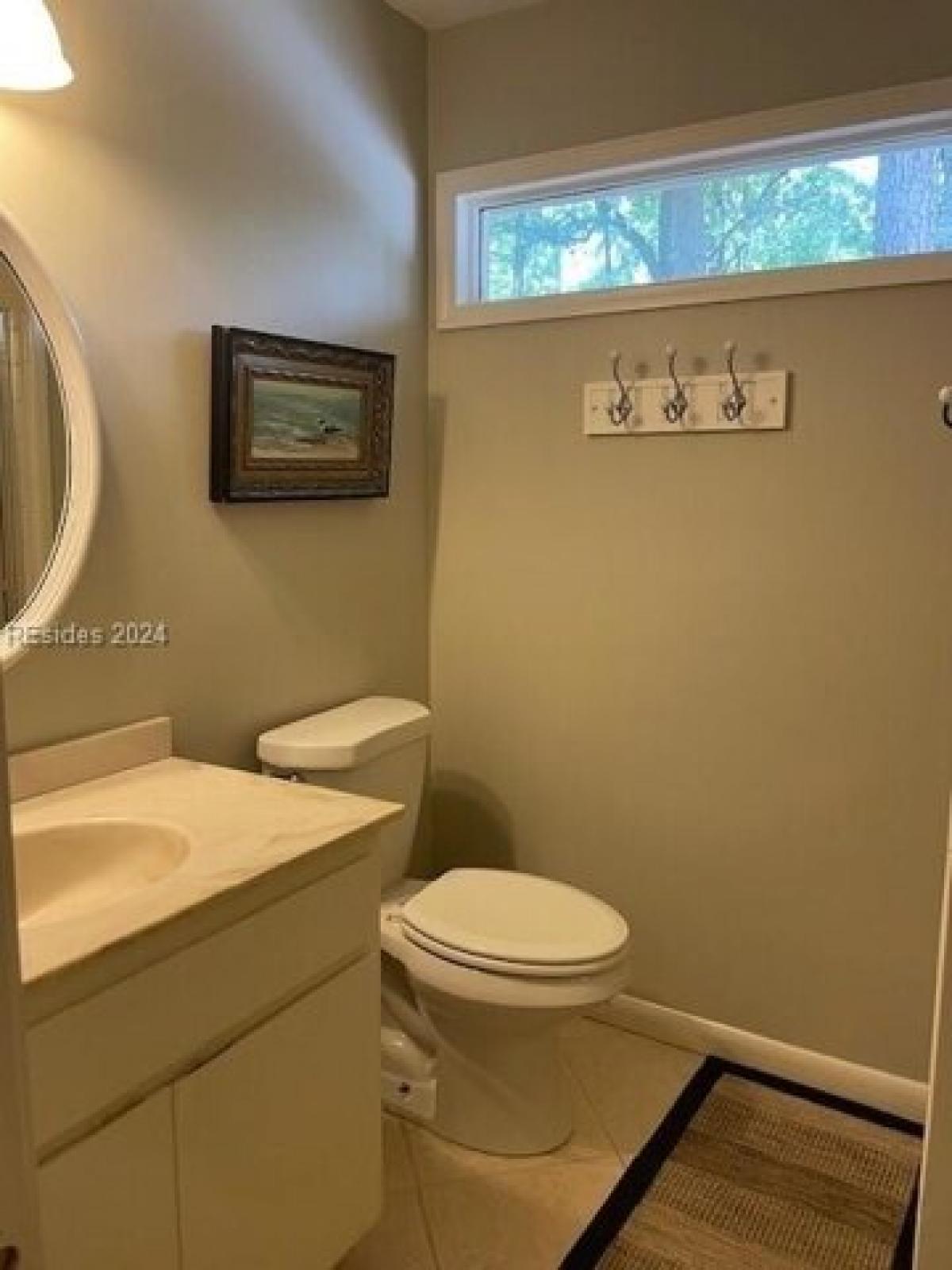 Picture of Home For Sale in Hilton Head Island, South Carolina, United States