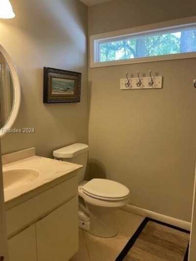 Home For Sale in Hilton Head Island, South Carolina