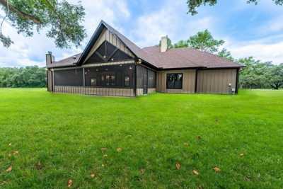 Home For Sale in Newberry, Florida