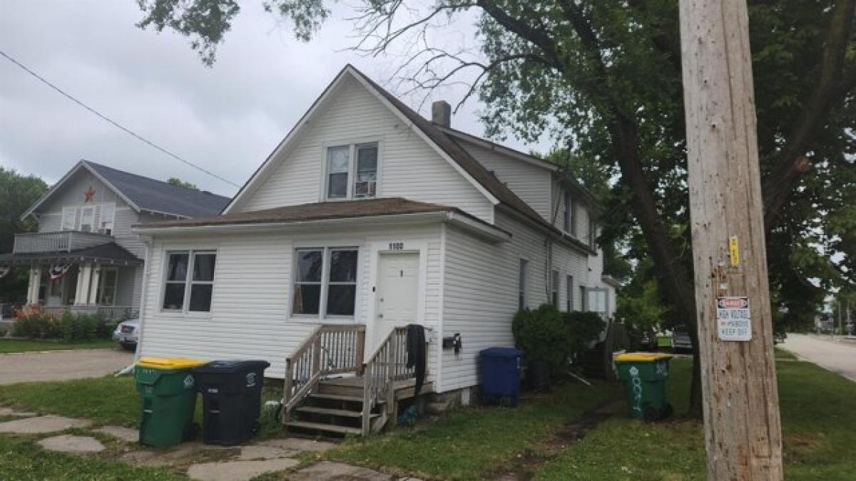 Picture of Home For Sale in Green Bay, Wisconsin, United States