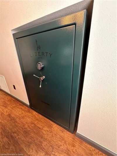 Home For Sale in Lake Placid, Florida