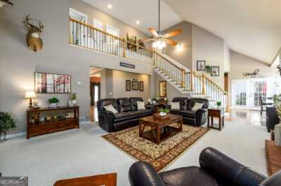 Home For Sale in Flowery Branch, Georgia