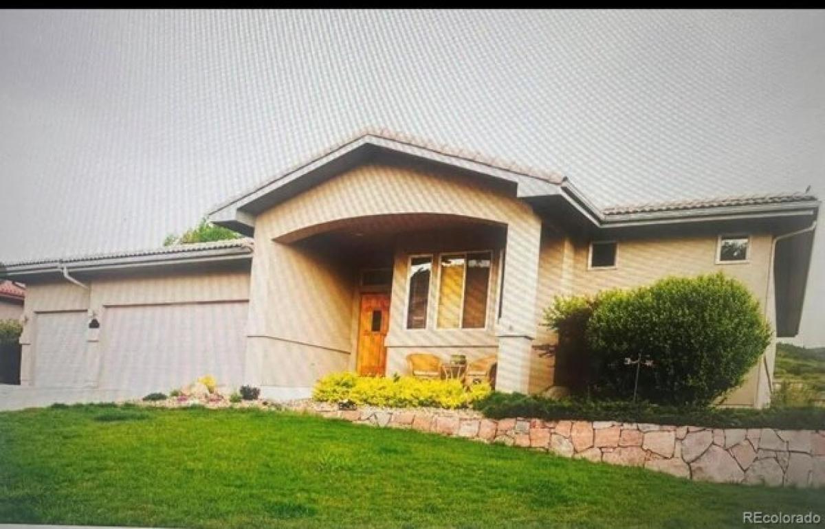 Picture of Home For Sale in Littleton, Colorado, United States