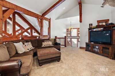 Home For Sale in Donnelly, Idaho