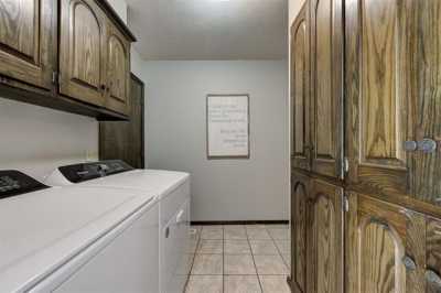 Home For Sale in Mustang, Oklahoma