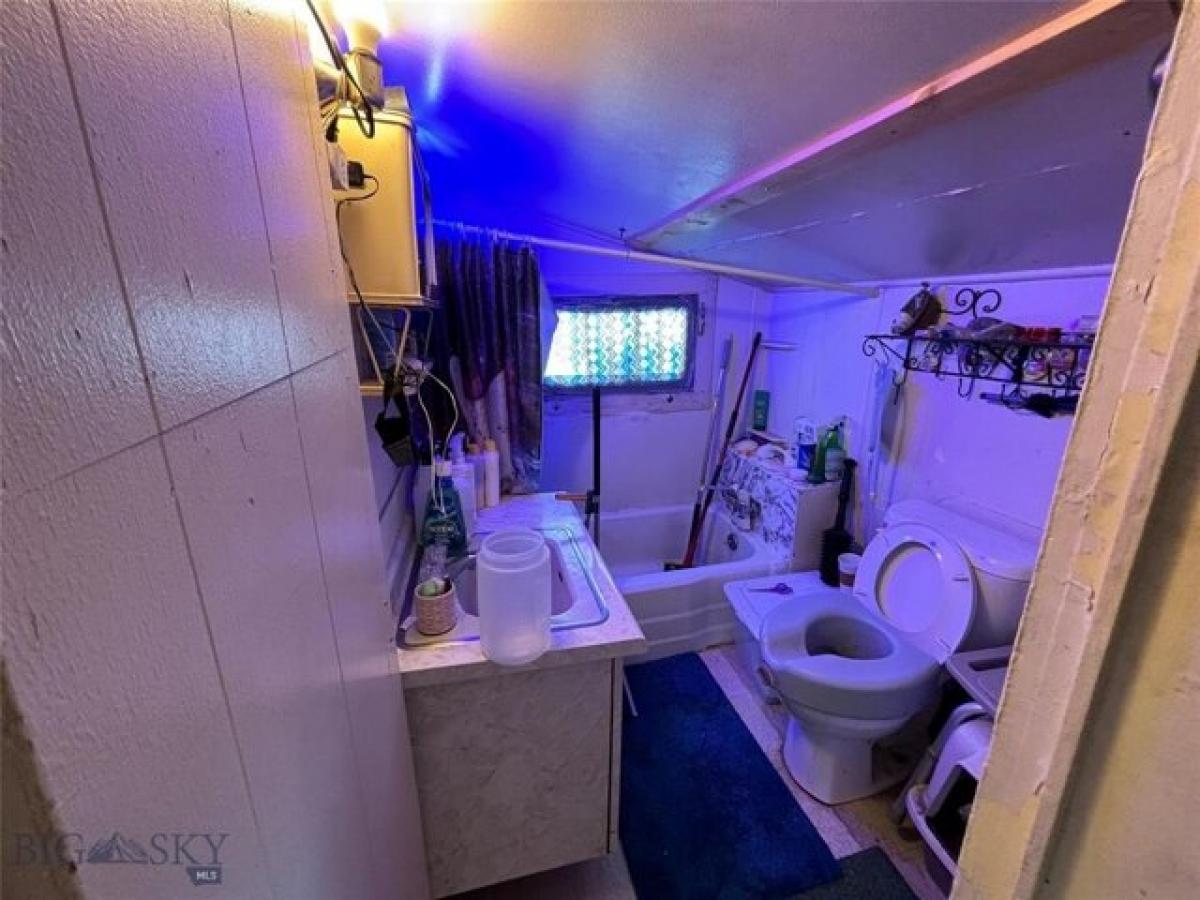 Picture of Home For Sale in Butte, Montana, United States