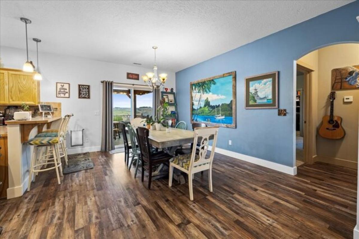 Picture of Home For Sale in Caldwell, Idaho, United States