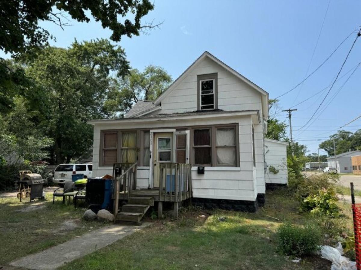 Picture of Home For Sale in Muskegon, Michigan, United States
