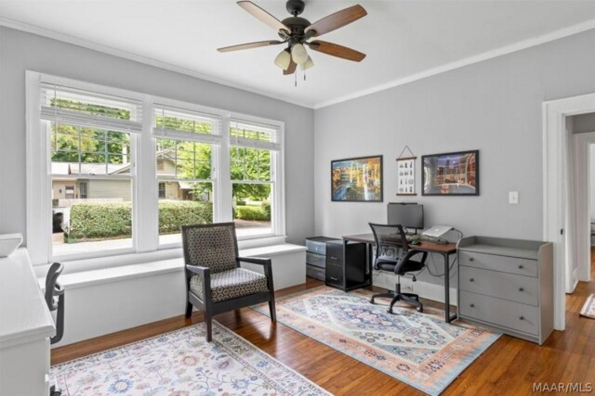 Picture of Home For Sale in Montgomery, Alabama, United States