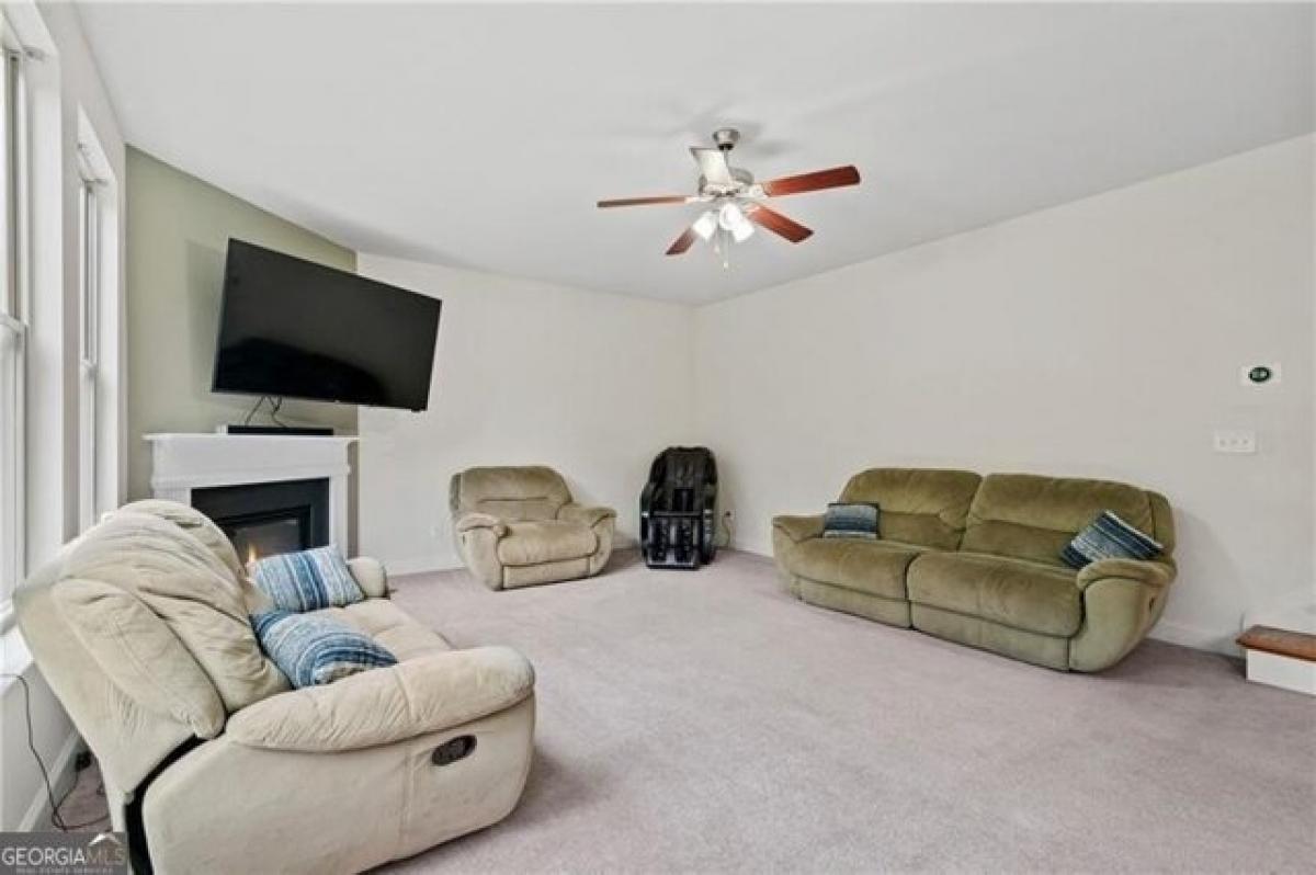 Picture of Home For Sale in Cumming, Georgia, United States