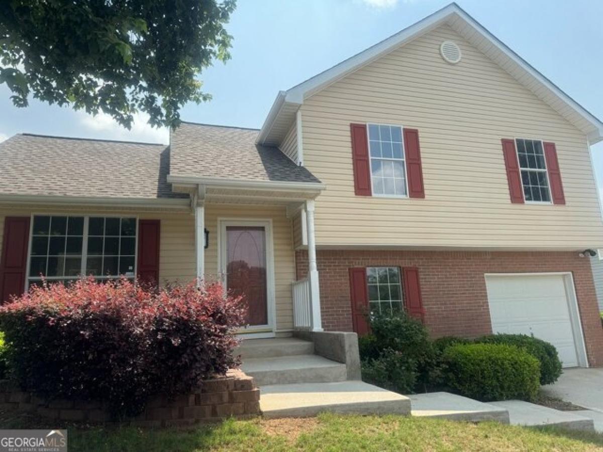 Picture of Home For Sale in Decatur, Georgia, United States