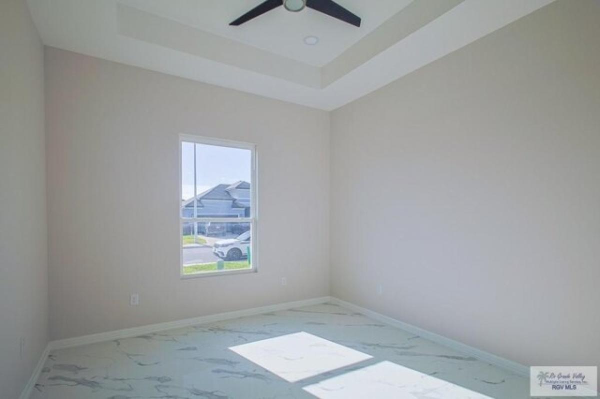 Picture of Home For Sale in Brownsville, Texas, United States