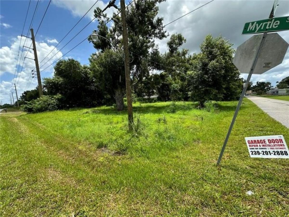Picture of Residential Land For Sale in Punta Gorda, Florida, United States