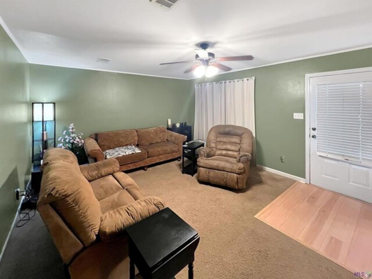 Picture of Home For Sale in Denham Springs, Louisiana, United States