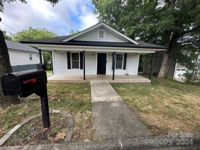 Home For Sale in Kannapolis, North Carolina