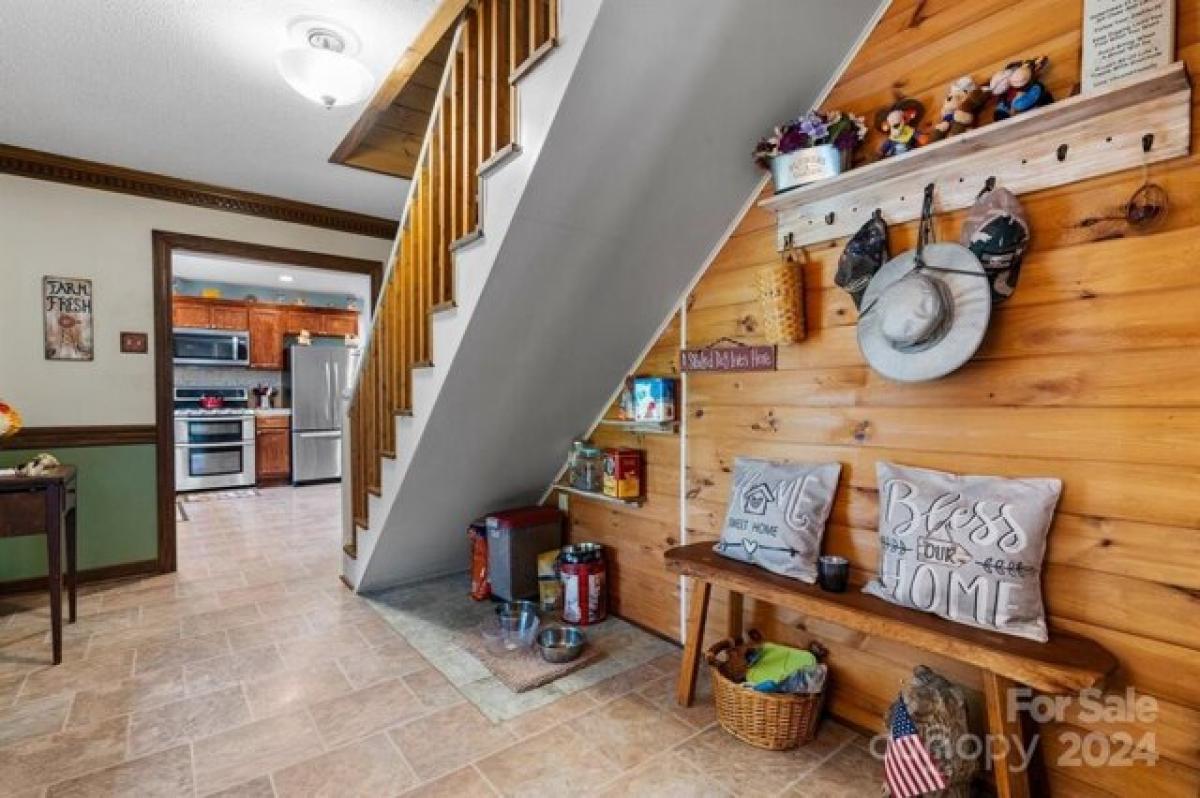 Picture of Home For Sale in Lincolnton, North Carolina, United States