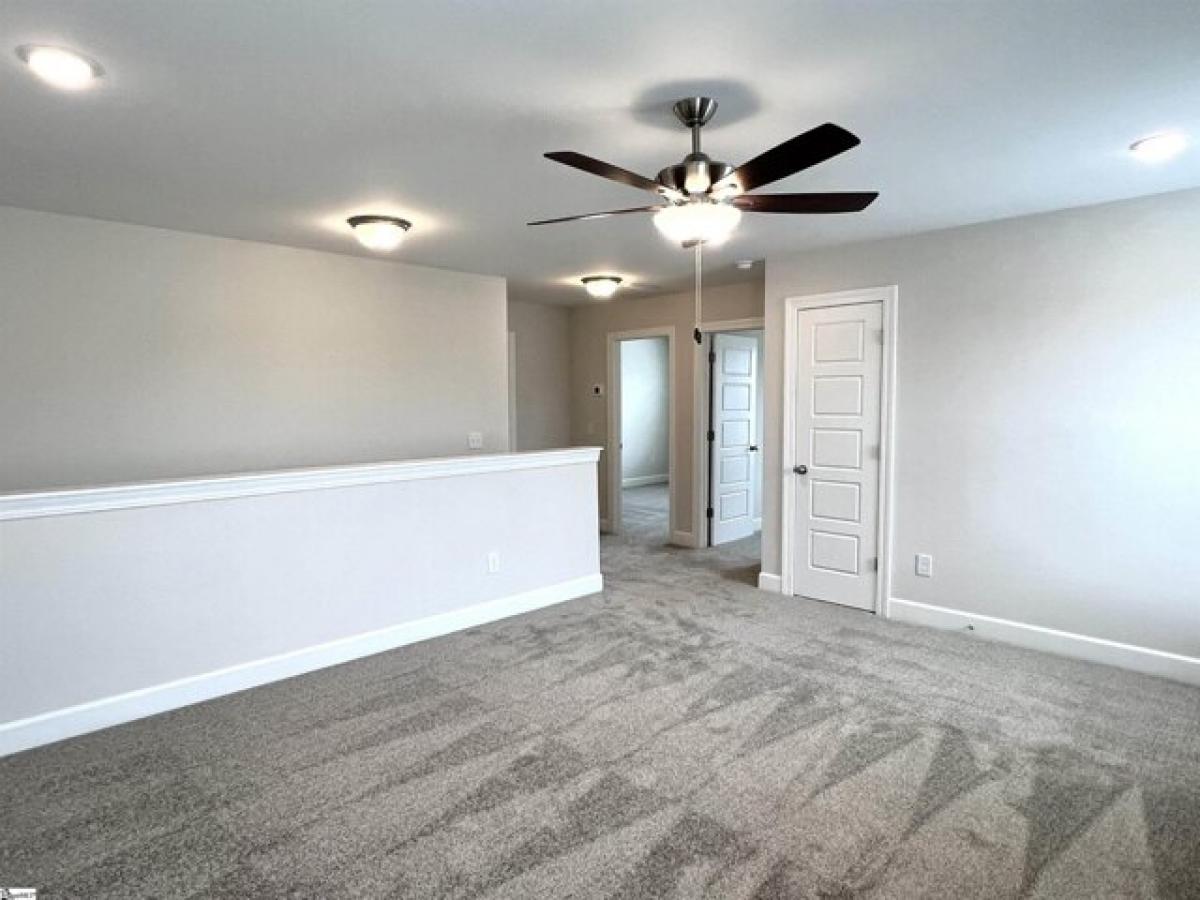 Picture of Home For Sale in Greenville, South Carolina, United States