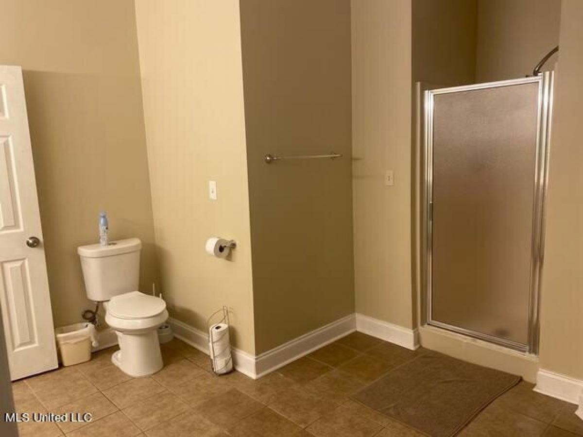 Picture of Home For Sale in Olive Branch, Mississippi, United States