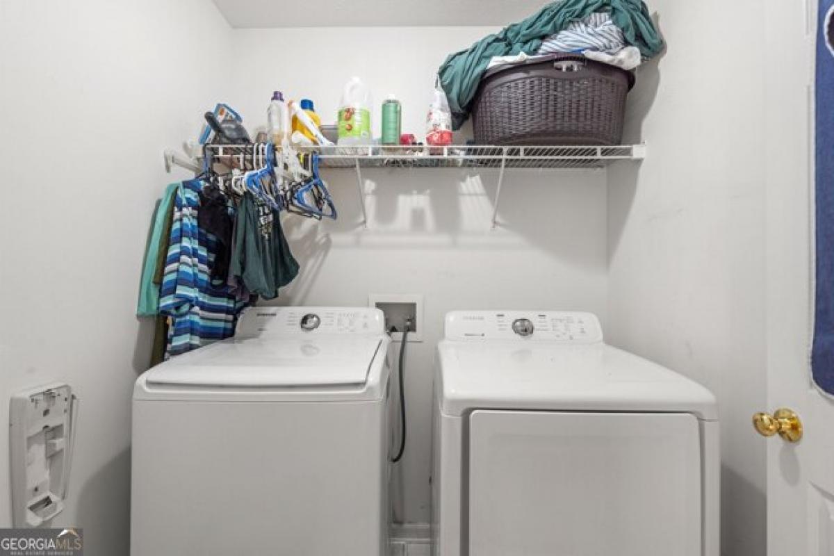 Picture of Home For Sale in Canton, Georgia, United States