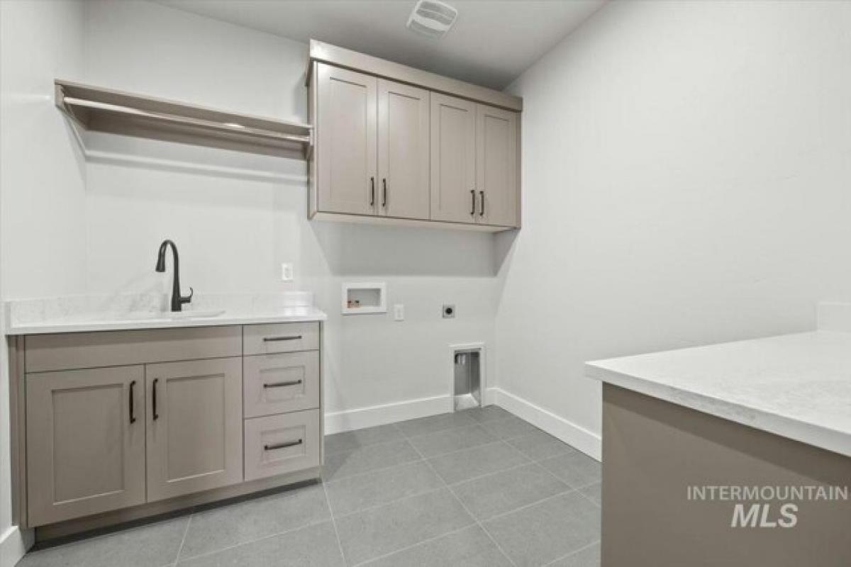 Picture of Home For Sale in Middleton, Idaho, United States