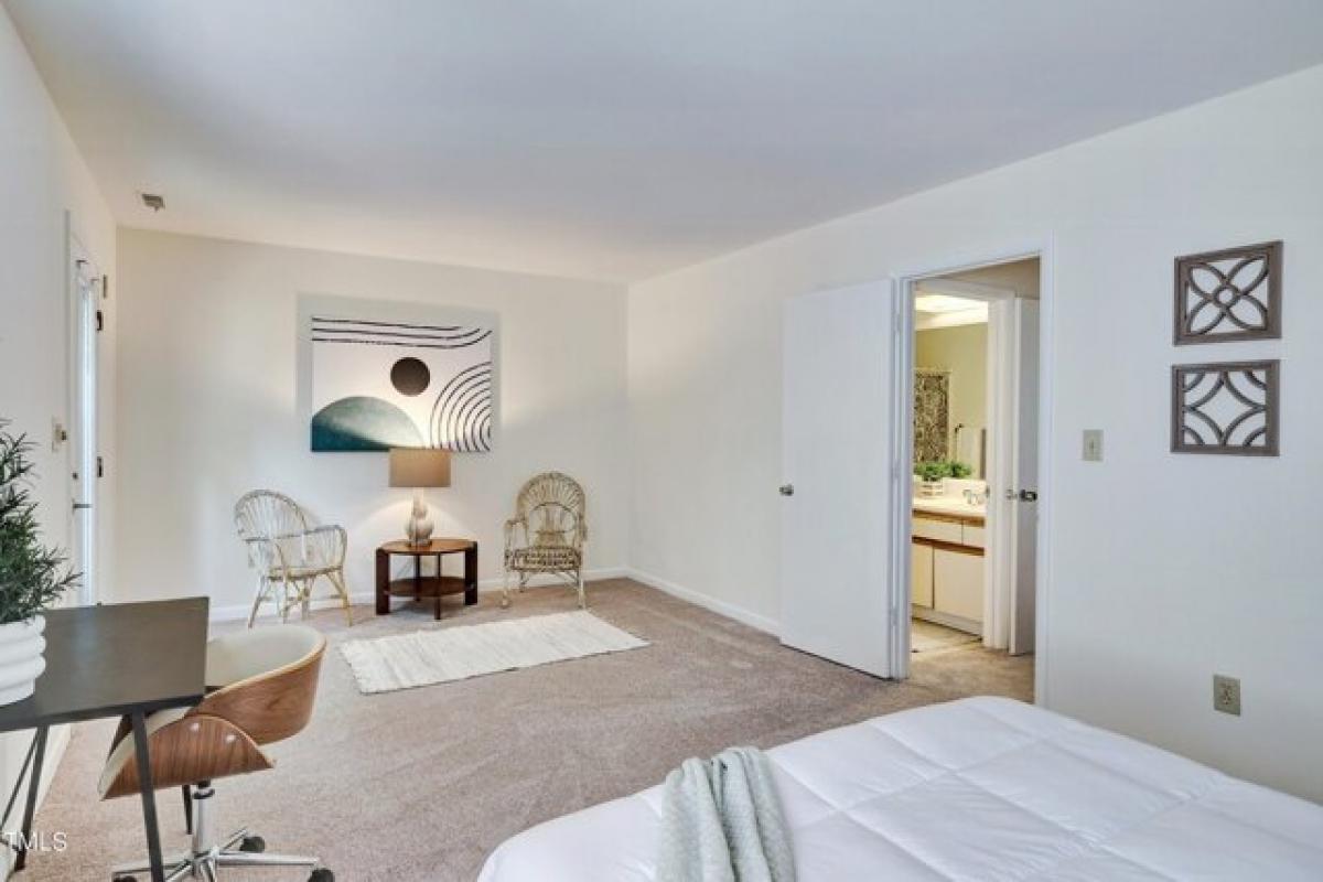 Picture of Home For Sale in Durham, North Carolina, United States