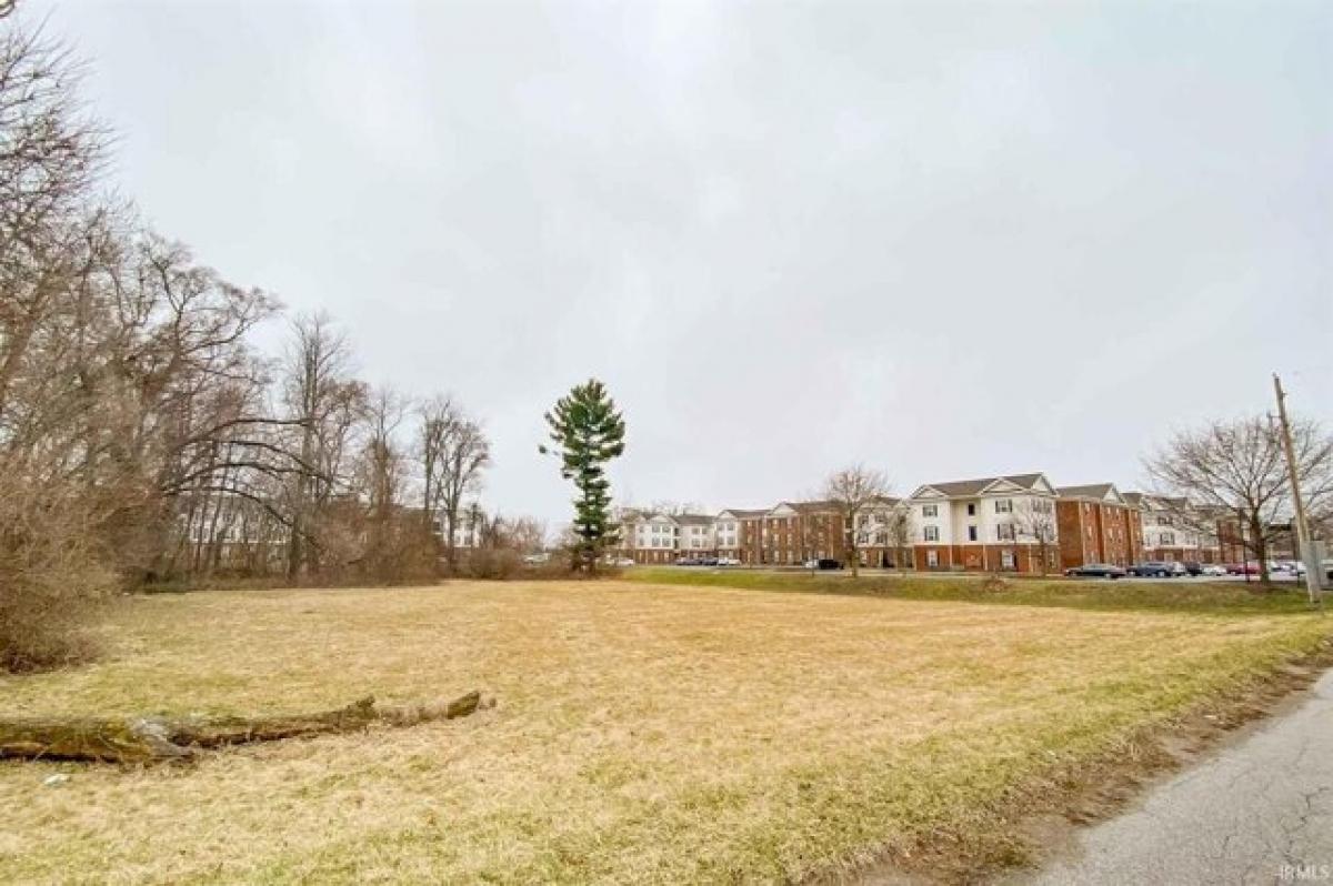 Picture of Residential Land For Sale in South Bend, Indiana, United States