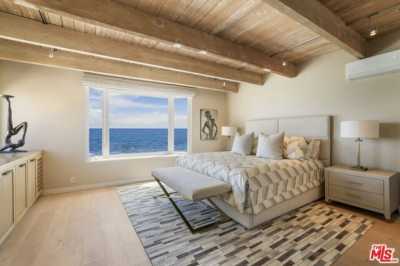 Home For Sale in Malibu, California