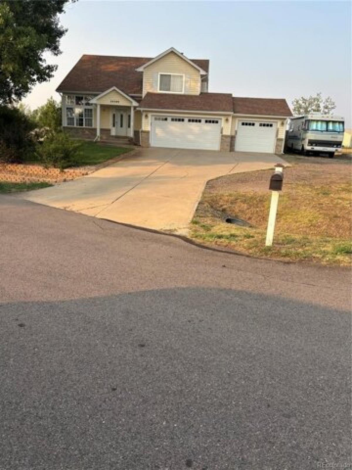 Picture of Home For Sale in Brighton, Colorado, United States