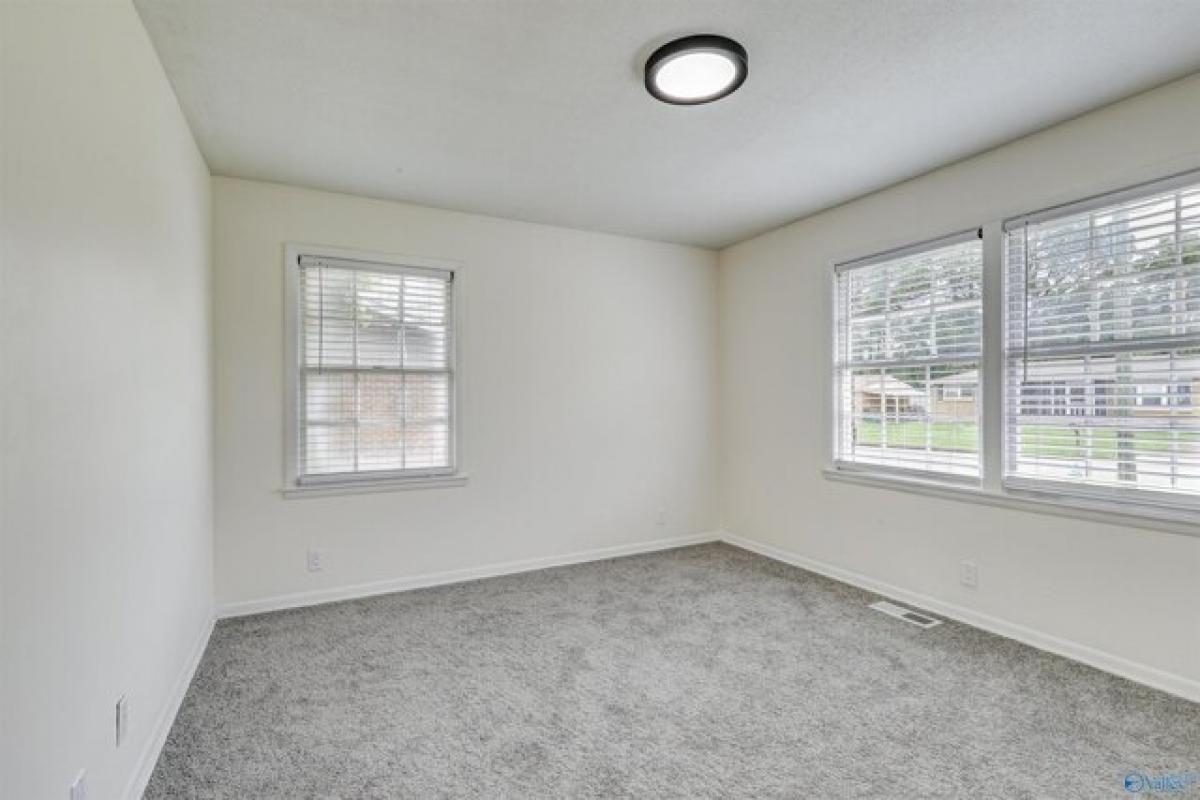 Picture of Home For Sale in Huntsville, Alabama, United States