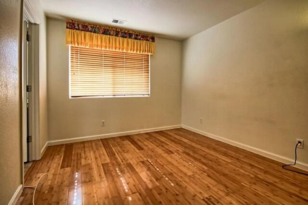 Picture of Home For Sale in Salinas, California, United States