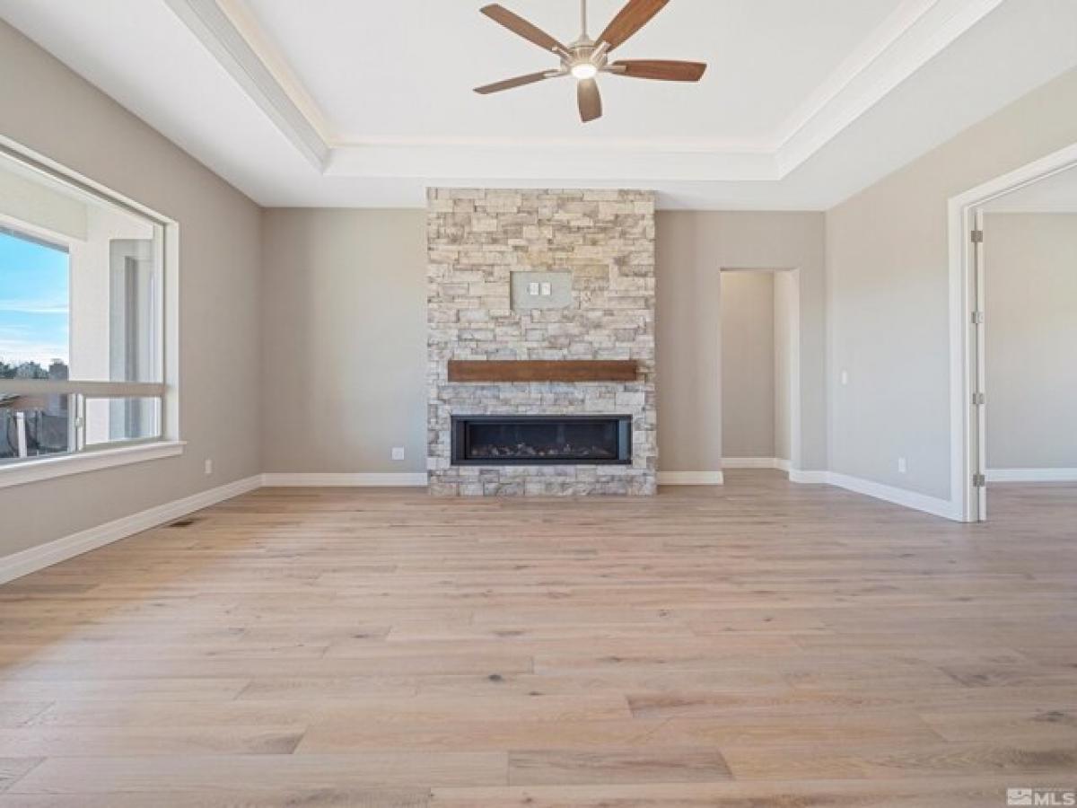 Picture of Home For Sale in Carson City, Nevada, United States