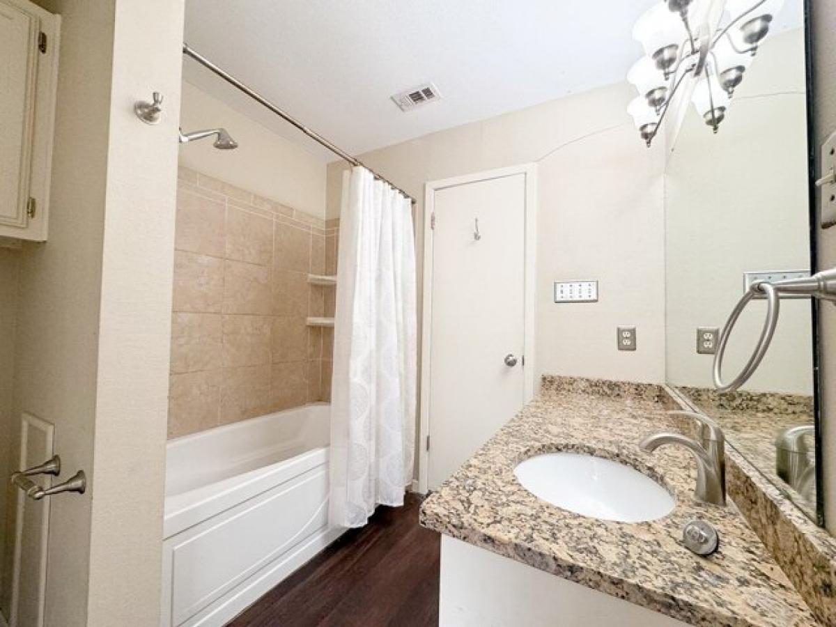 Picture of Home For Sale in San Angelo, Texas, United States