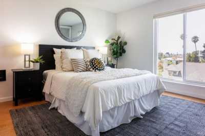 Home For Sale in Oakland, California