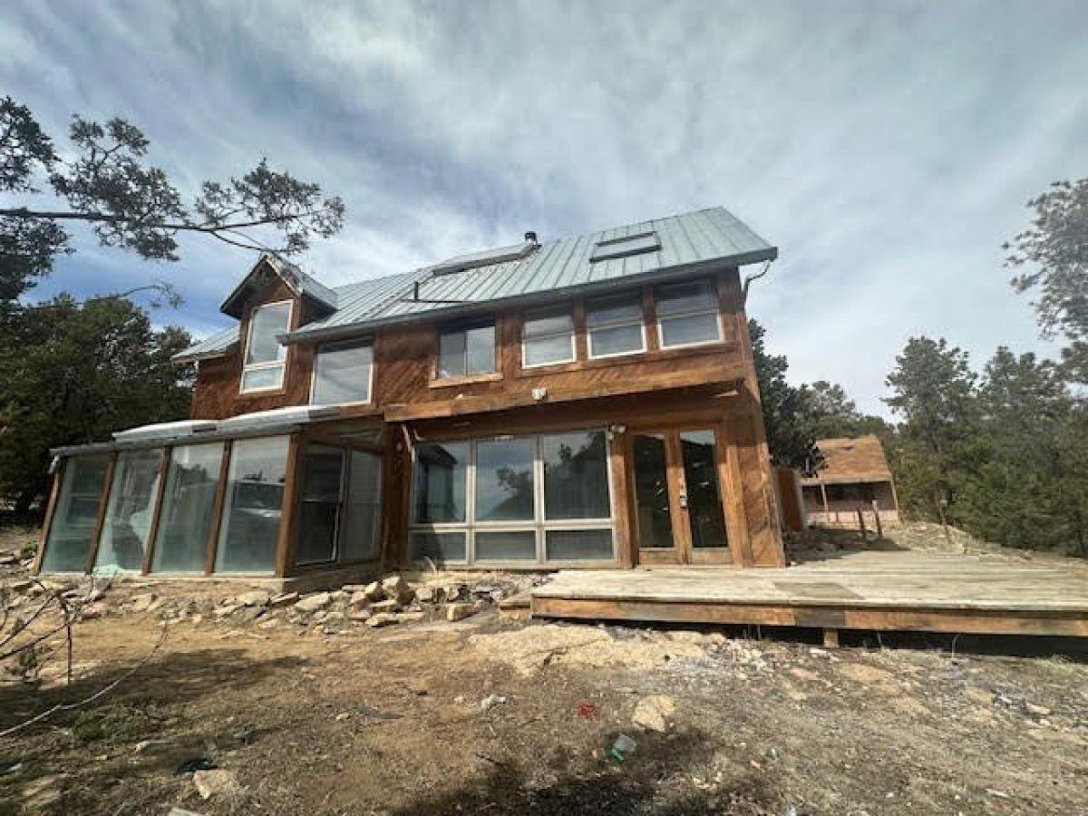 Picture of Home For Sale in Santa Fe, New Mexico, United States