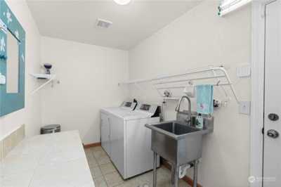 Home For Sale in Kent, Washington