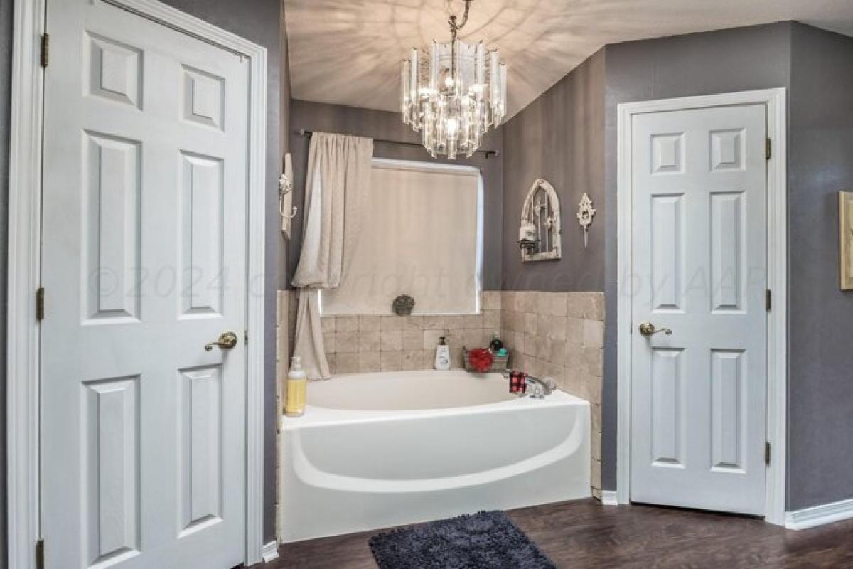 Picture of Home For Sale in Amarillo, Texas, United States