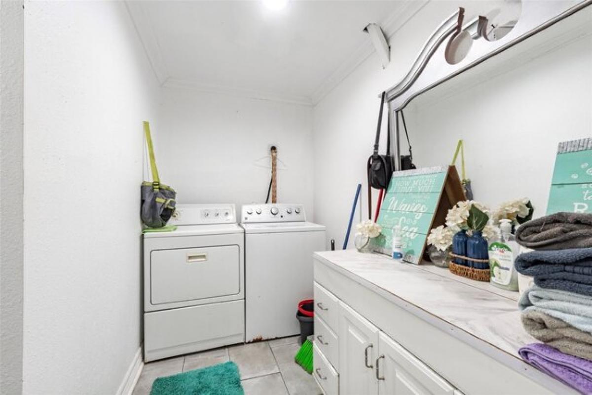 Picture of Home For Sale in Rosharon, Texas, United States