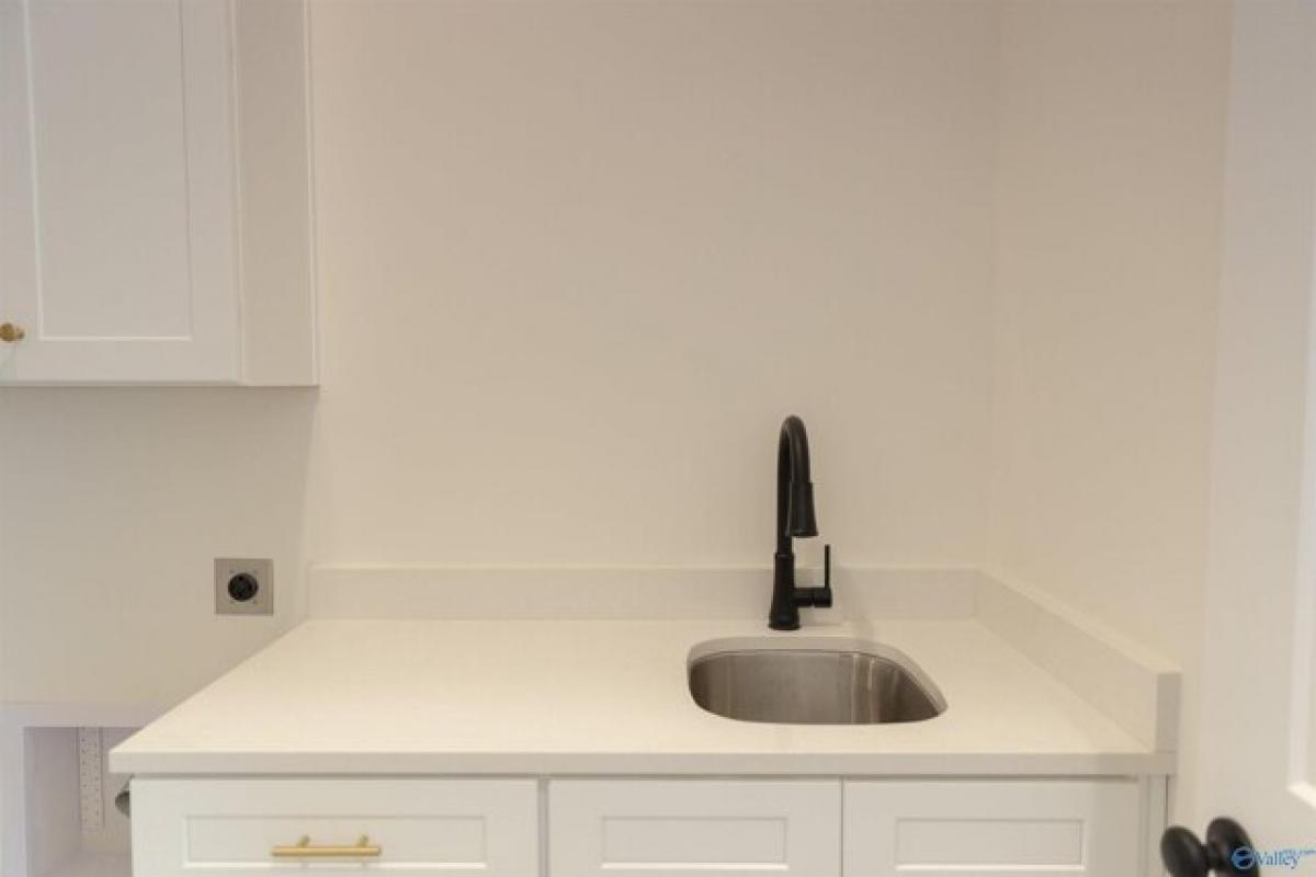 Picture of Home For Sale in Madison, Alabama, United States