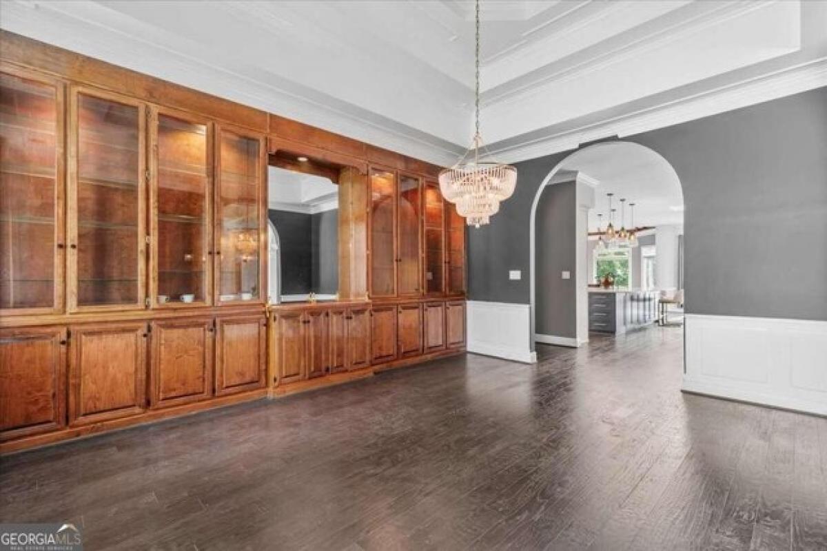 Picture of Home For Sale in Newnan, Georgia, United States