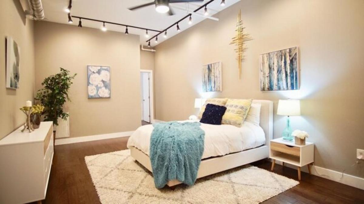 Picture of Home For Sale in Oakland, California, United States