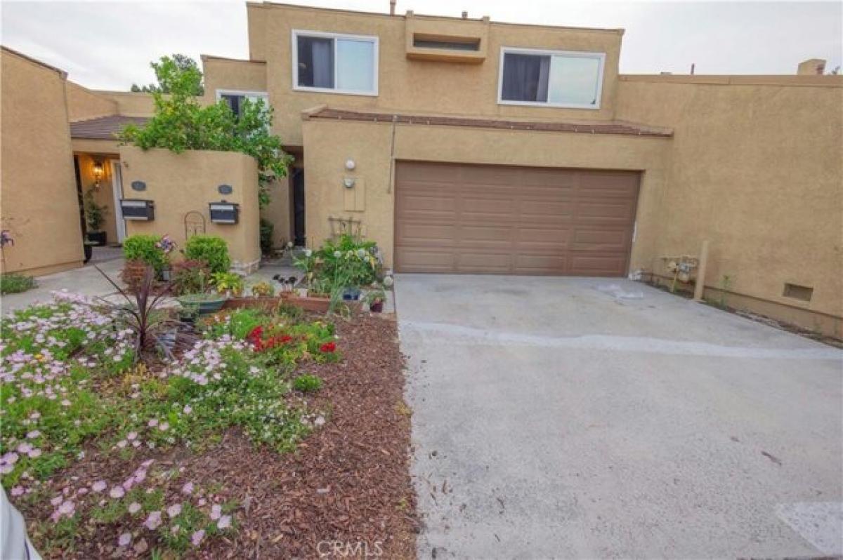 Picture of Home For Sale in Yorba Linda, California, United States