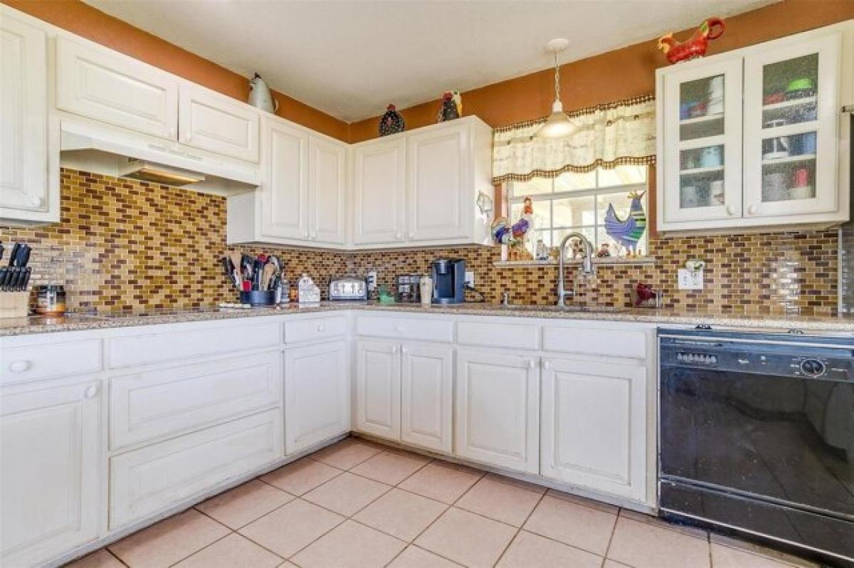 Picture of Home For Sale in Granbury, Texas, United States