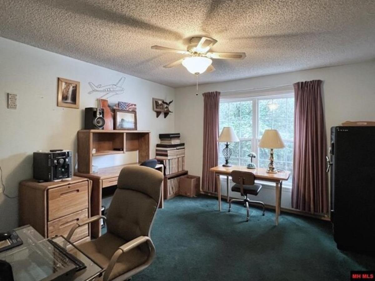 Picture of Home For Sale in Mountain Home, Arkansas, United States