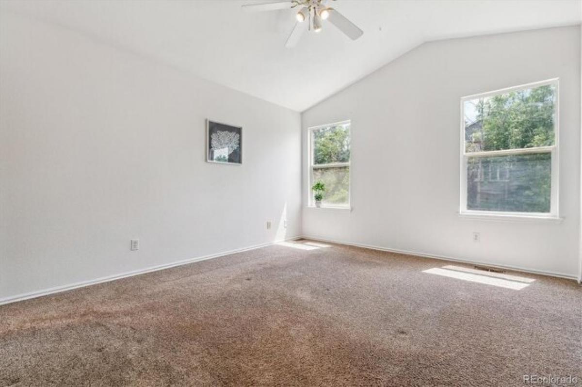 Picture of Home For Sale in Highlands Ranch, Colorado, United States