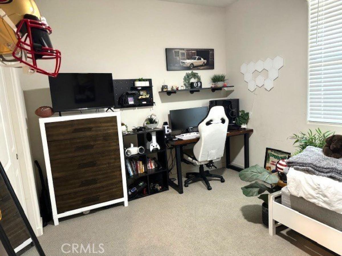 Picture of Home For Sale in Hanford, California, United States