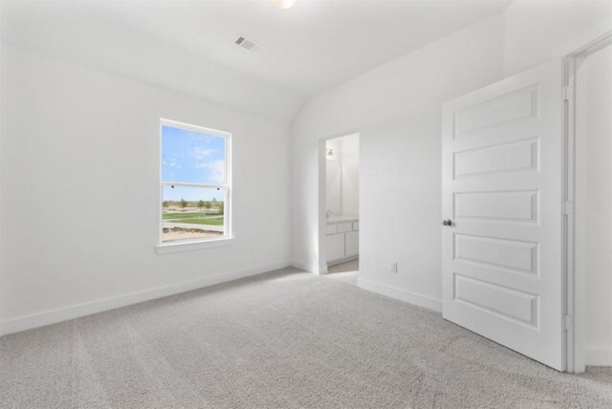 Picture of Home For Sale in Brookshire, Texas, United States