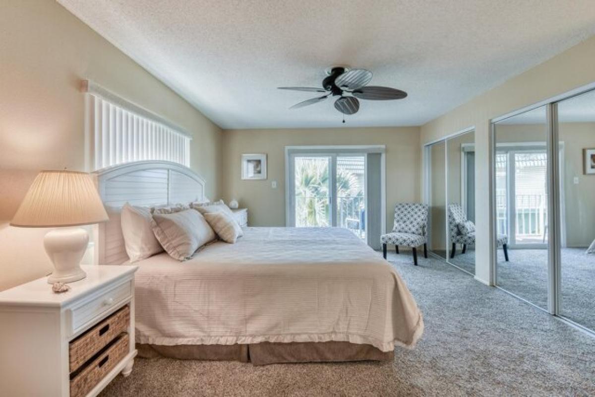 Picture of Home For Sale in Indialantic, Florida, United States