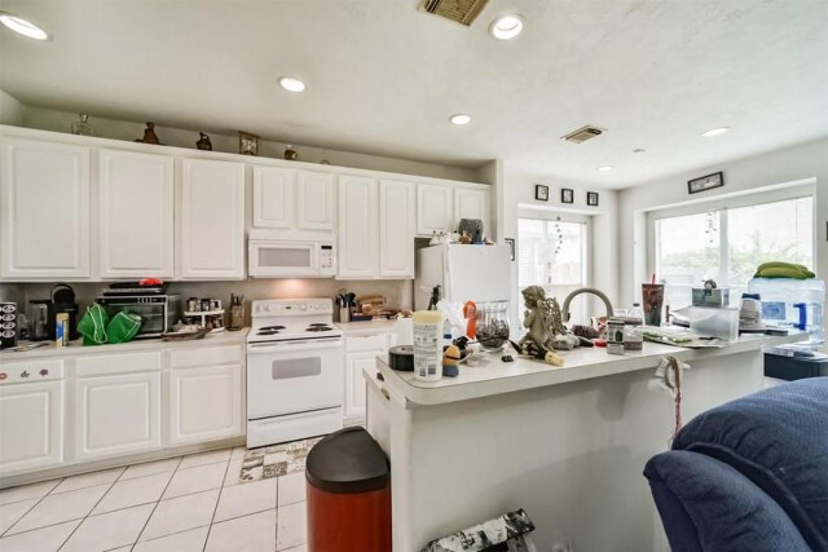 Picture of Home For Sale in Sugar Land, Texas, United States