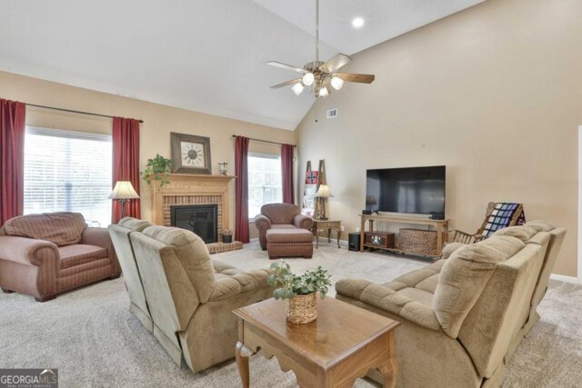 Picture of Home For Sale in McDonough, Georgia, United States