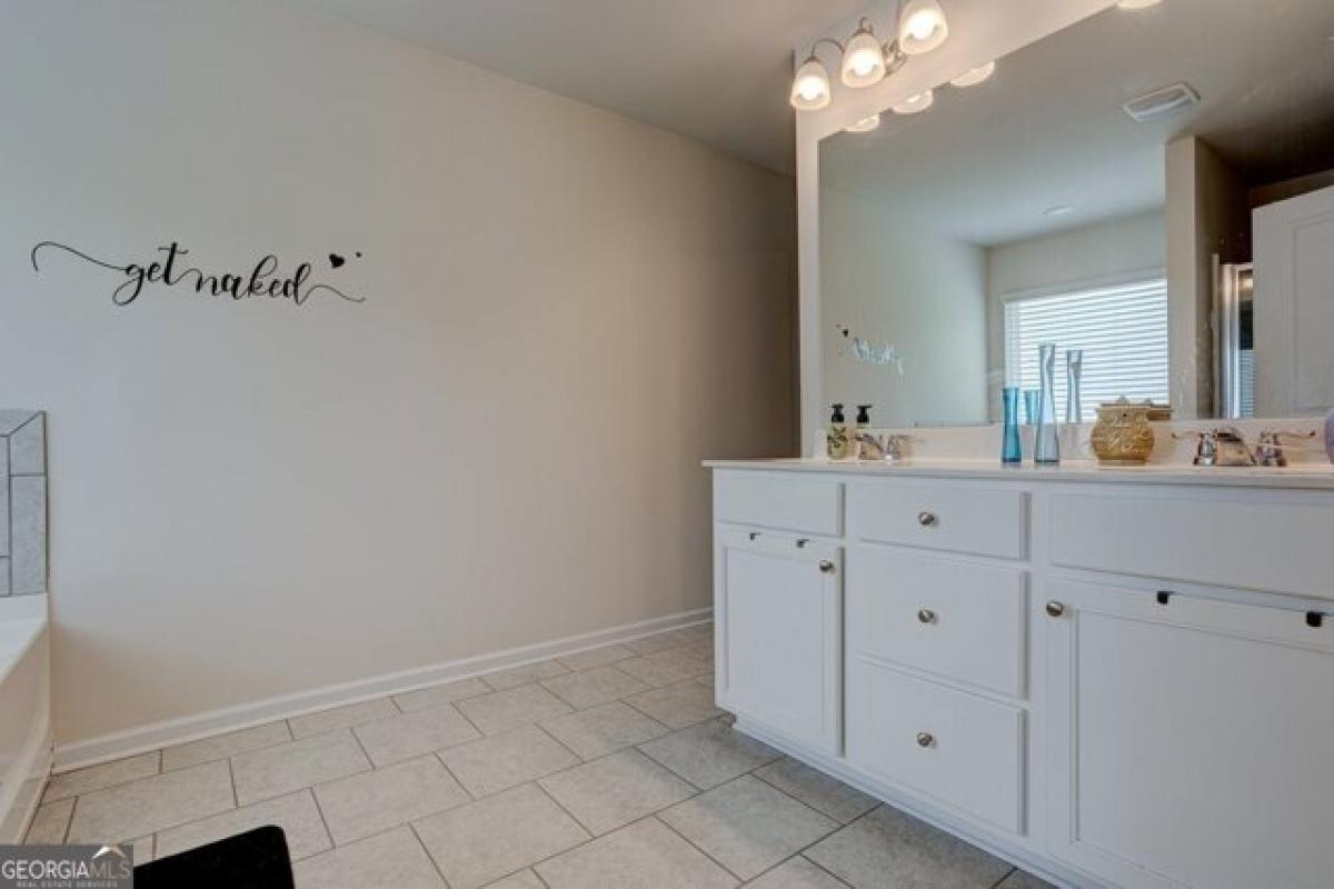 Picture of Home For Sale in Lithonia, Georgia, United States